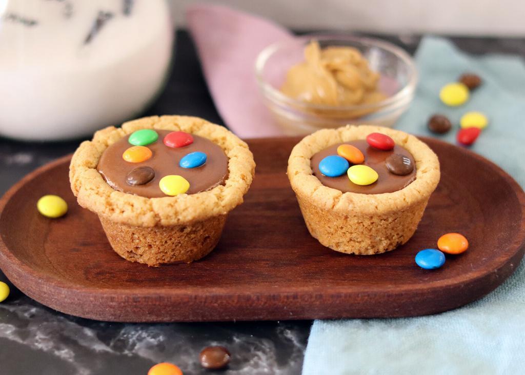 Choco Peanut Butter Cups comparison between the two recommended cookie scoop sizes.