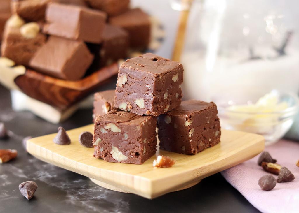 Mamie's Fudge on a small wooden plate