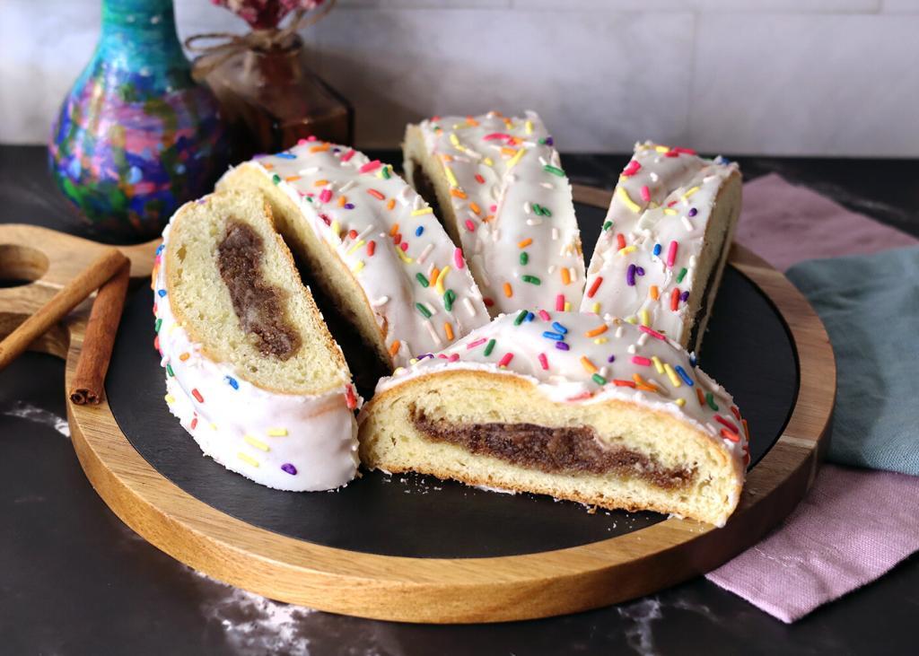 Cinnamon braid sliced and arranged on a platter