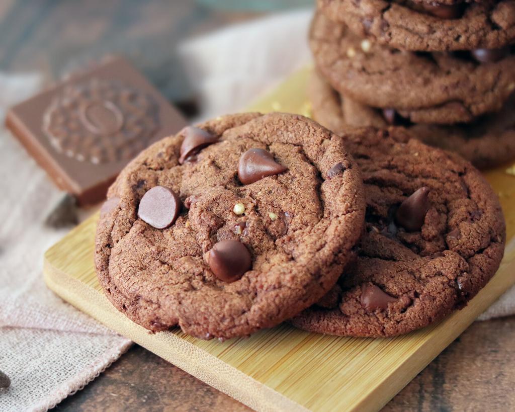 Ferrero Rocher Chocolate Chip Cookies stacked on a small board